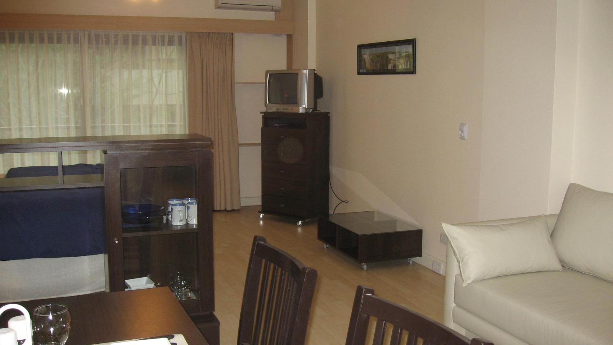 בואנוס איירס Cordoba Suites Recoleta מראה חיצוני תמונה