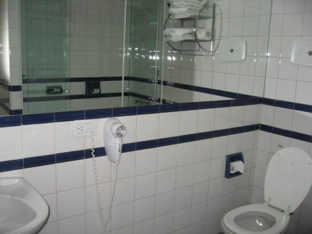 בואנוס איירס Cordoba Suites Recoleta חדר תמונה